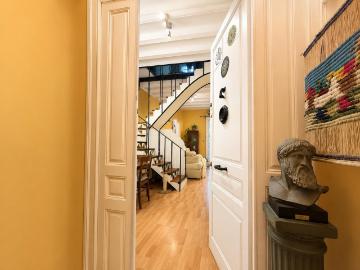 Exclusiva casa independientede diseño en el corazon de Sant Andreu de Palomar