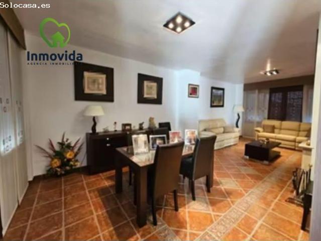 Exclusiva Casa Reformada en Encinares de Alcolea €390,000