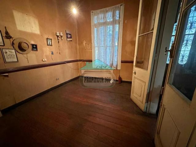 Exclusiva casona con gran potencial comercial y patrimonial | 6 dormitorios por 590000. 00 en Limache
