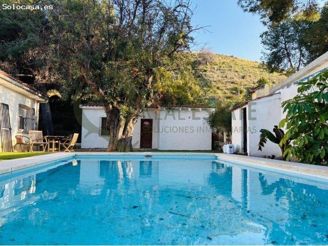 Exclusiva Finca con 3 viviendas independientes en zona Mutxamel San Juan de Alicante