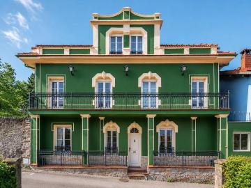 EXCLUSIVA FINCA INDIANA CASA, HÓRREO REHABILITADO, PORCHE, GARAJE Y JARDÍN