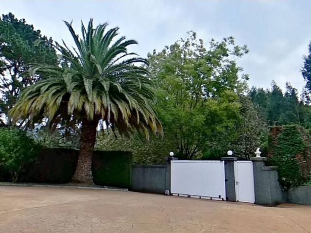 EXCLUSIVA FINCA RESIDENCIAL EN BERANGO · JUNTO AL AMERICAN SCHOOL of BILBAO