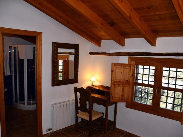 Exclusiva finca rural con cortijo, nogales y licencia turística