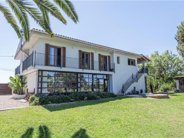 Exclusiva Finca Rústica con Privacidad Total a 5 Minutos del. 0m² Palma de Mallorca
