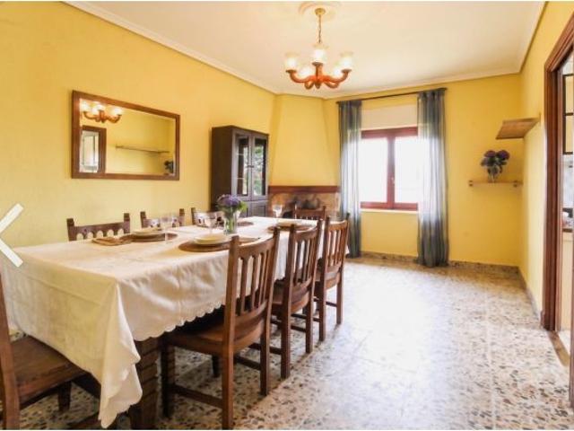 *^EXCLUSIVA FINCA URBANA DE 3.212 M2 CON DOS VIVIENDAS, ZONA INDUSTRIAL Y MAXIMA EDIFICABILIDAD^