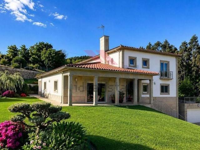 Exclusiva moradia T3+1 em Arcos de Valdevez