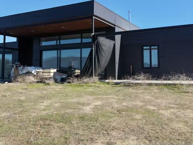 Exclusiva Parcela con Casa Nueva en Condominio – Codigua, Melipilla. RM. Chile | 3 dormitorios por 260000. 00 en Melipilla