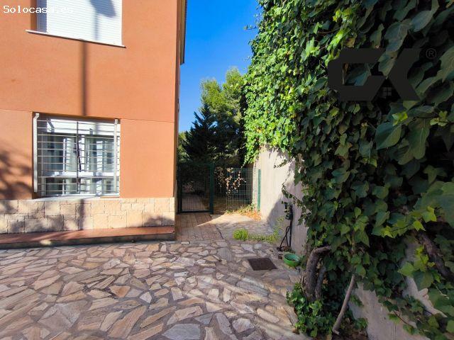 Exclusiva planta baja con jardín privado en Altorreal, uno de los residenciales más demandados de Mo