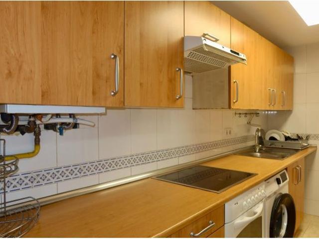 Exclusiva planta baja de 75 m2 en complejo residencial con piscina y zonas deportivas