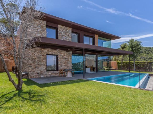 Exclusiva propiedad con vistas panorámicas al mar 295m² Begur