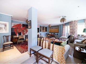 Exclusiva residencia con piscina privada en Piovera Conde Orgaz