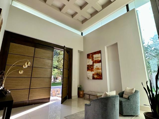 Exclusiva Residencia de Lujo en Villas de San Miguel