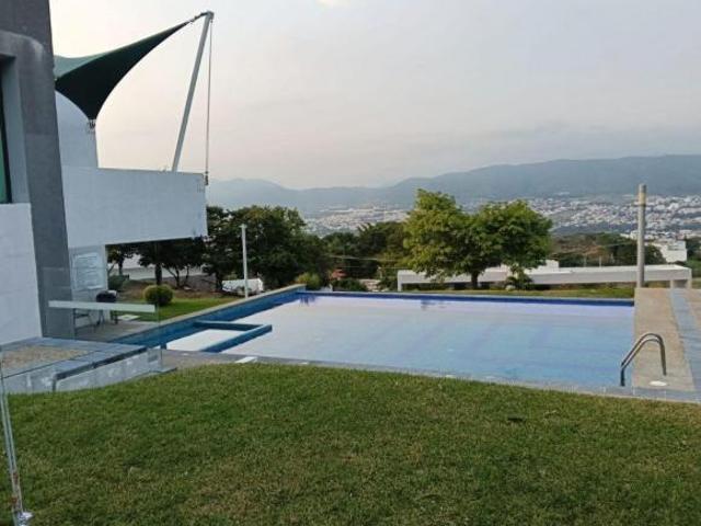 Exclusiva Residencia en Venta en La Cima Country, en Tuxtla Gutiérrez, Chiapas