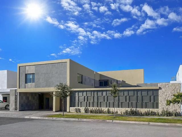 ¡ Gran Oportunidad ! Casa en venta baja de precio
