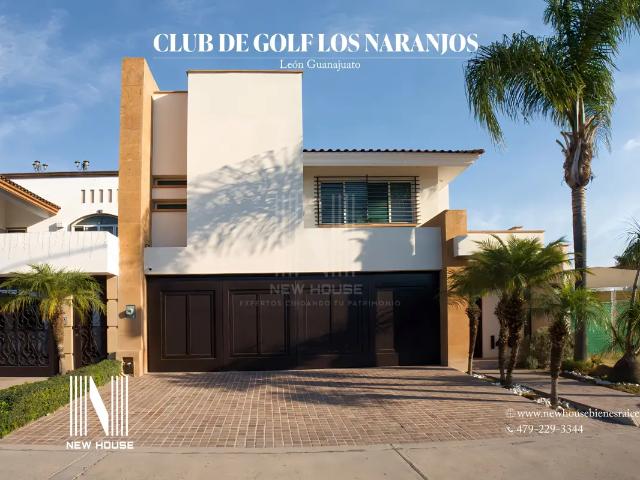 Exclusiva Residencia en Club de Golf Los Naranjos | Vista al Campo de Golf