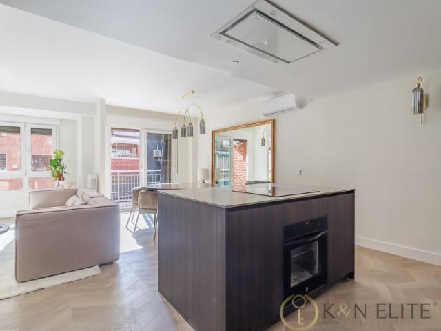 EXCLUSIVA RESIDENCIA REFORMADA CON TERRAZA · CIUDAD JARDÍN, MADRID