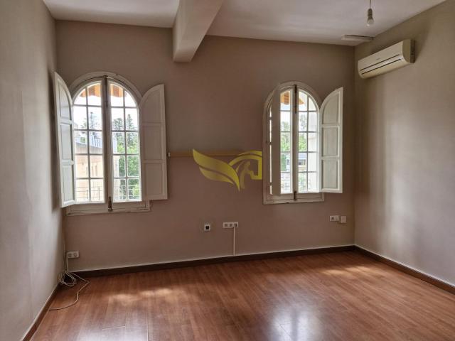 Exclusiva vivienda con terraza en el corazón del Porvenir