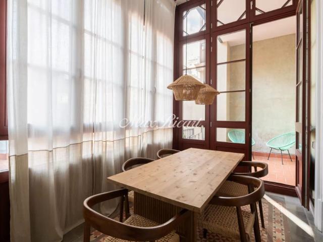 Exclusiva vivienda con terraza privada en Eixample