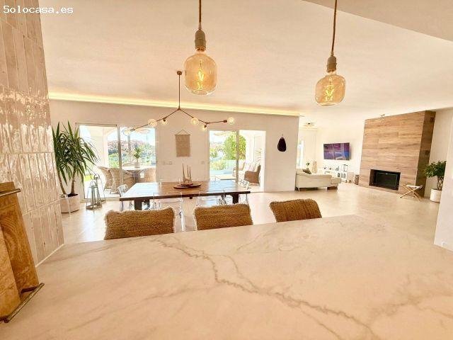 Exclusiva Vivienda de Diseño con Vistas al Mar