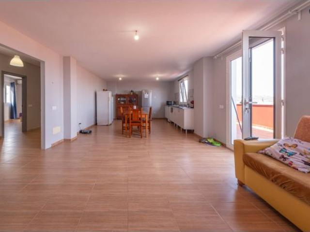 Exclusiva vivienda de nueva construcción en Moya
