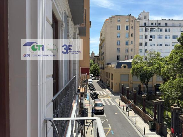 Exclusiva vivienda en calle Jiménez