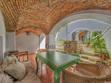 Exclusiva vivienda en casco histórico