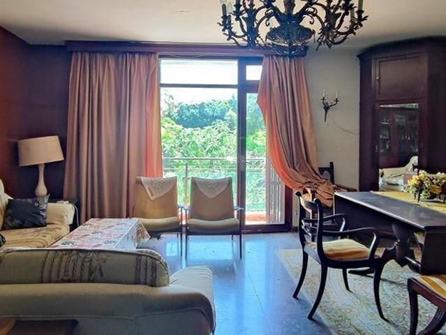 EXCLUSIVA VIVIENDA EN PLENO CENTRO