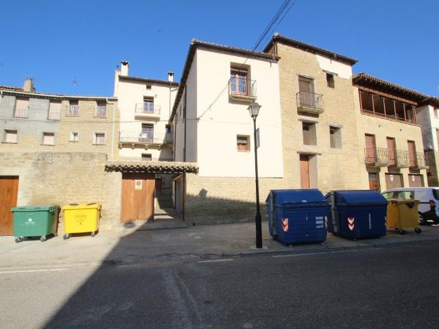 EXCLUSIVA VIVIENDA EN UNCASTILLO