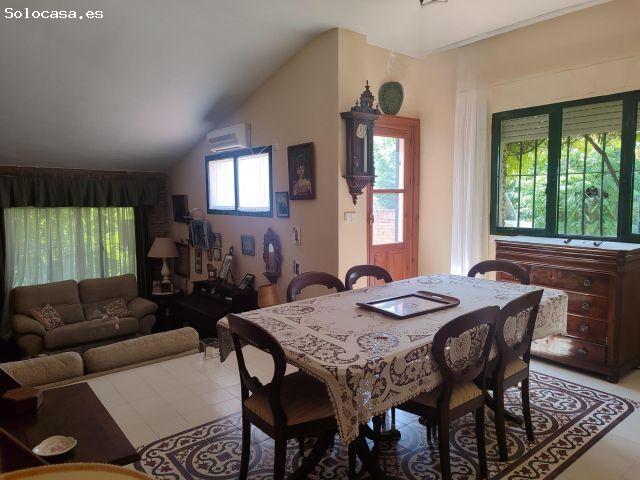 Exclusiva vivienda en Villares Altos Tomares