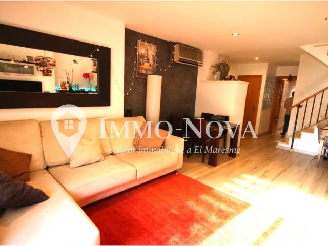 Exclusiva vivienda reformada de 187 m² con terraza junto al Parc Central