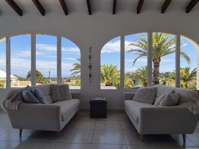 Exclusiva villa con vistas al mar en Moraira