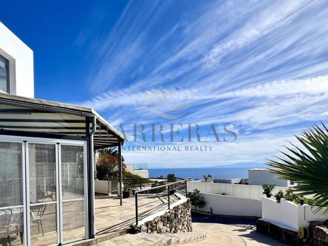 Exclusiva Villa / Chalet de 150 m2 en venta en Tabaiba, España