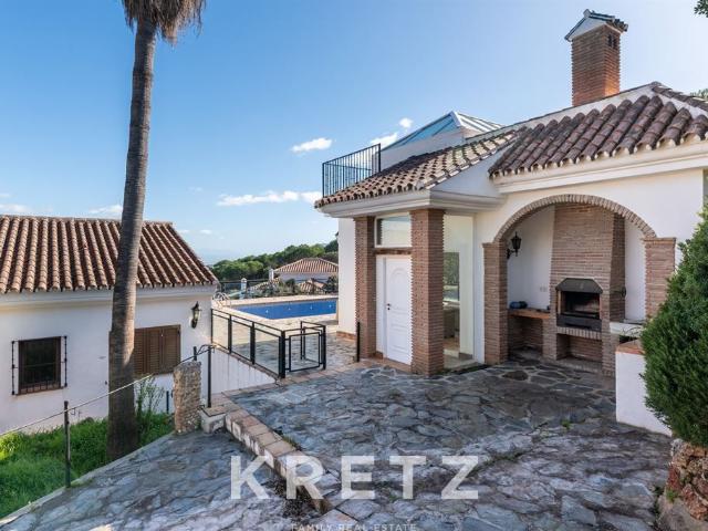Exclusiva Villa / Chalet de 1698 m2 en venta en Alhaurín el Grande, Andalucía