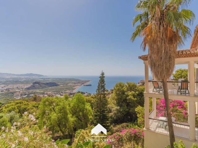 Exclusiva Villa / Chalet de 1723 m2 en venta en Salobreña, España