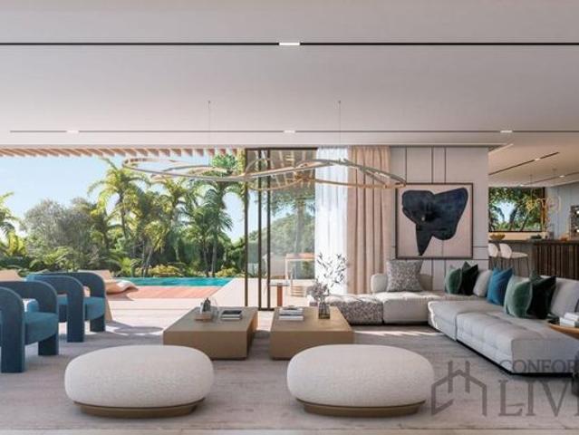 Exclusiva Villa / Chalet de 1778 m2 en venta en Marbella, España