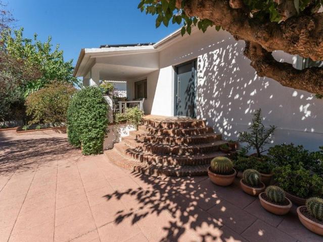 Exclusiva Villa / Chalet de 180 m2 en venta en Vallromanas, Cataluña
