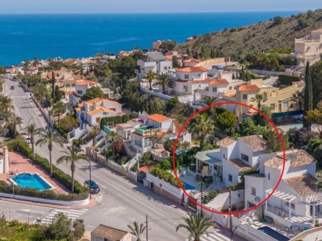 Exclusiva Villa / Chalet de 181 m2 en venta en Campello, Comunidad Valenciana