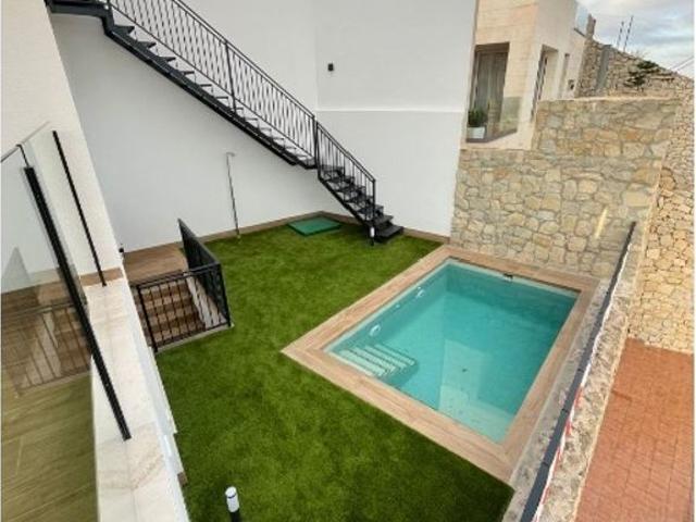 Exclusiva Villa / Chalet de 199 m2 en venta en Algorfa, Comunidad Valenciana