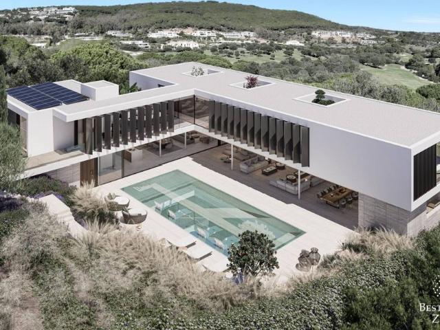 Exclusiva Villa / Chalet de 1061 m2 en venta en Sotogrande, España