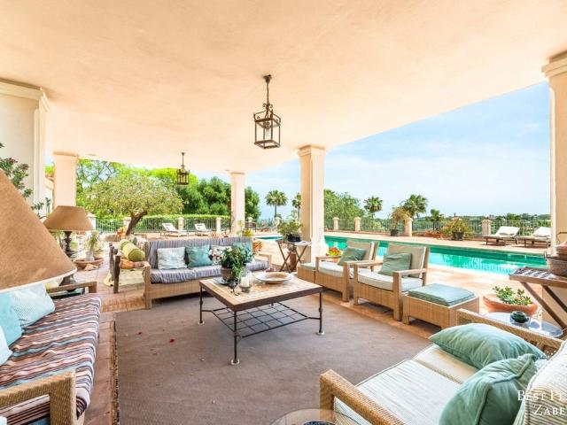 Exclusiva Villa / Chalet de 1084 m2 en venta en Sotogrande, España