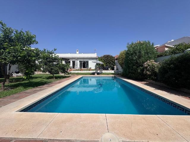 Exclusiva Villa / Chalet de 113 m2 en alquiler en Fuengirola, España