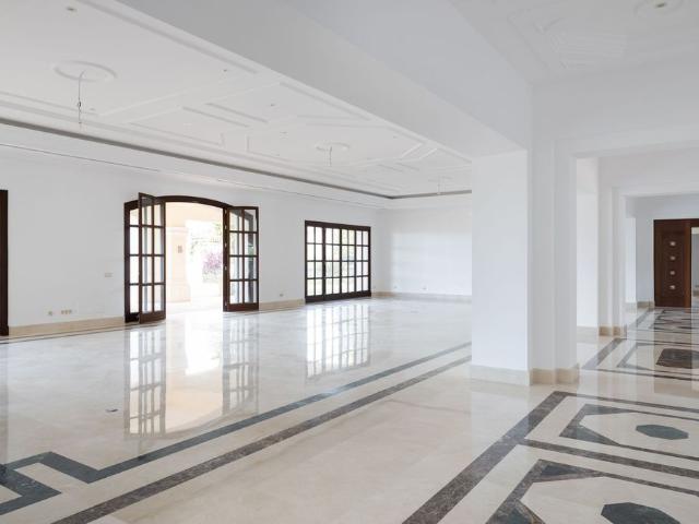 Exclusiva Villa / Chalet de 2560 m2 en venta en Marbella, Andalucía