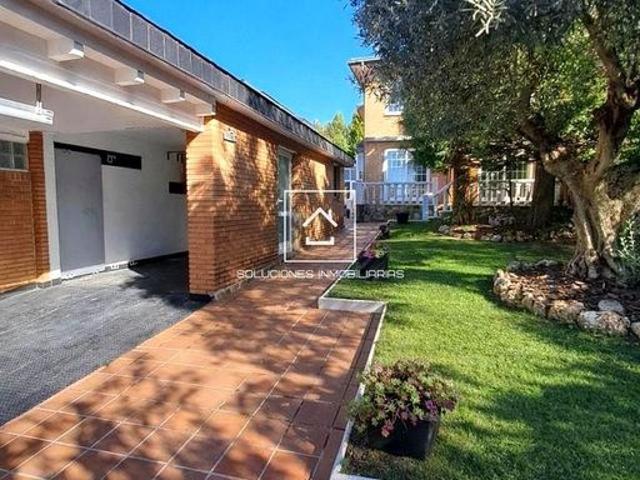 Exclusiva Villa / Chalet de 262 m2 en venta en Rivas Vaciamadrid, Comunidad de Madrid