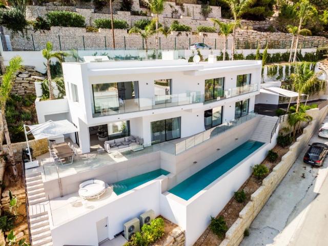 Exclusiva Villa / Chalet de 276 m2 en venta en Calle Sardina 5, Jávea, Provincia de Alicante, Comunidad Valenciana