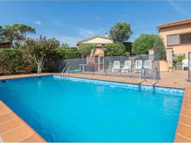 Exclusiva Villa / Chalet de 295 m2 en alquiler en Vidreras, España