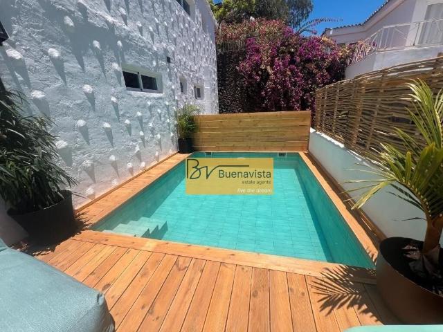 Exclusiva Villa / Chalet de 205 m2 en venta en Arona, Canarias