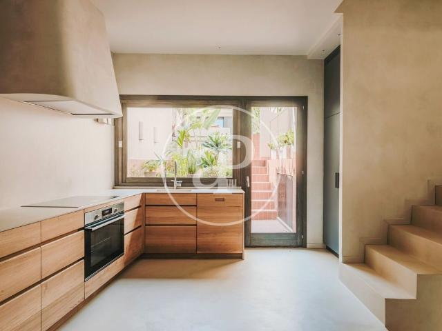 Exclusiva Villa / Chalet de 206 m2 en venta en Barcelona, Cataluña