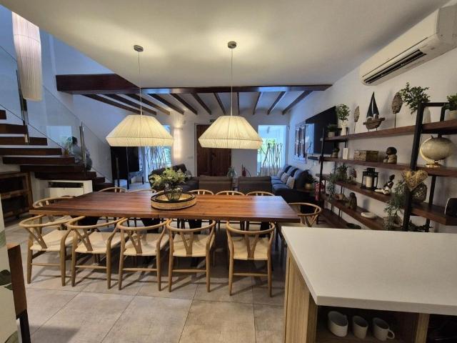 Exclusiva Villa / Chalet de 212 m2 en venta en Benidorm, España