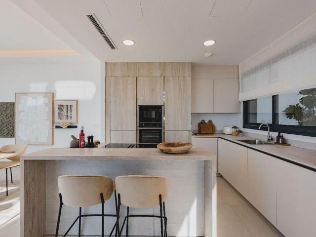 Exclusiva Villa / Chalet de 217 m2 en venta en Marbella, España