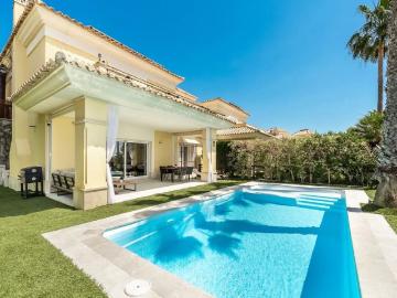 Plaza Juan Romero, Centro de Marbella, Camino de Camoján, Sierra Blanca, Urbanización Lomas de Puente Roman, Málaga, Andalucía, Andalucía